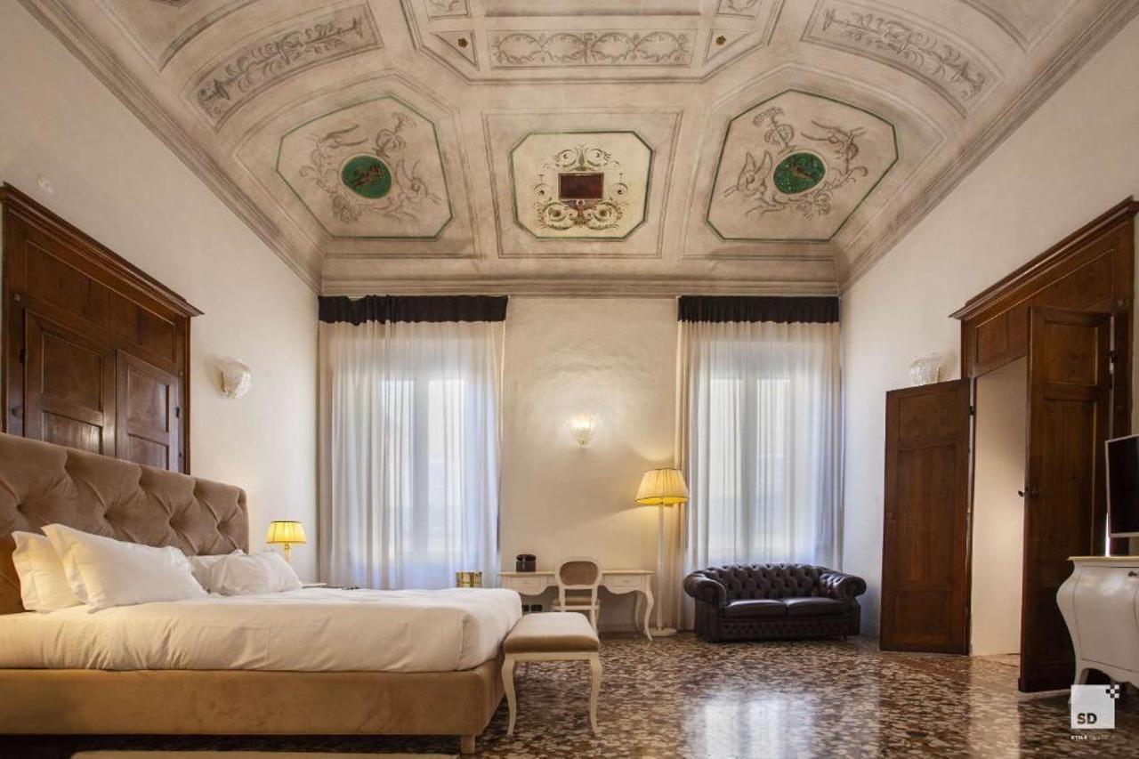 Palazzo Galletti Abbiosi Равена Екстериор снимка